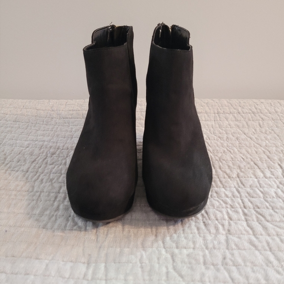 Christian Siriano For Payless | Piper Black Suede Zip-Up Wedge Booties - Picture 5 of 9